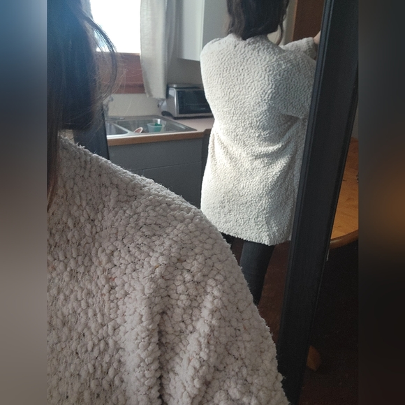Oversized cardigan sweater - Picture 8 of 16
